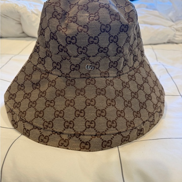 Gucci Tan Monogram Bucket Hat - Picture 1 of 4